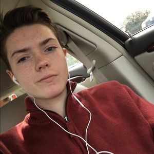 Meet your Posher, Logan